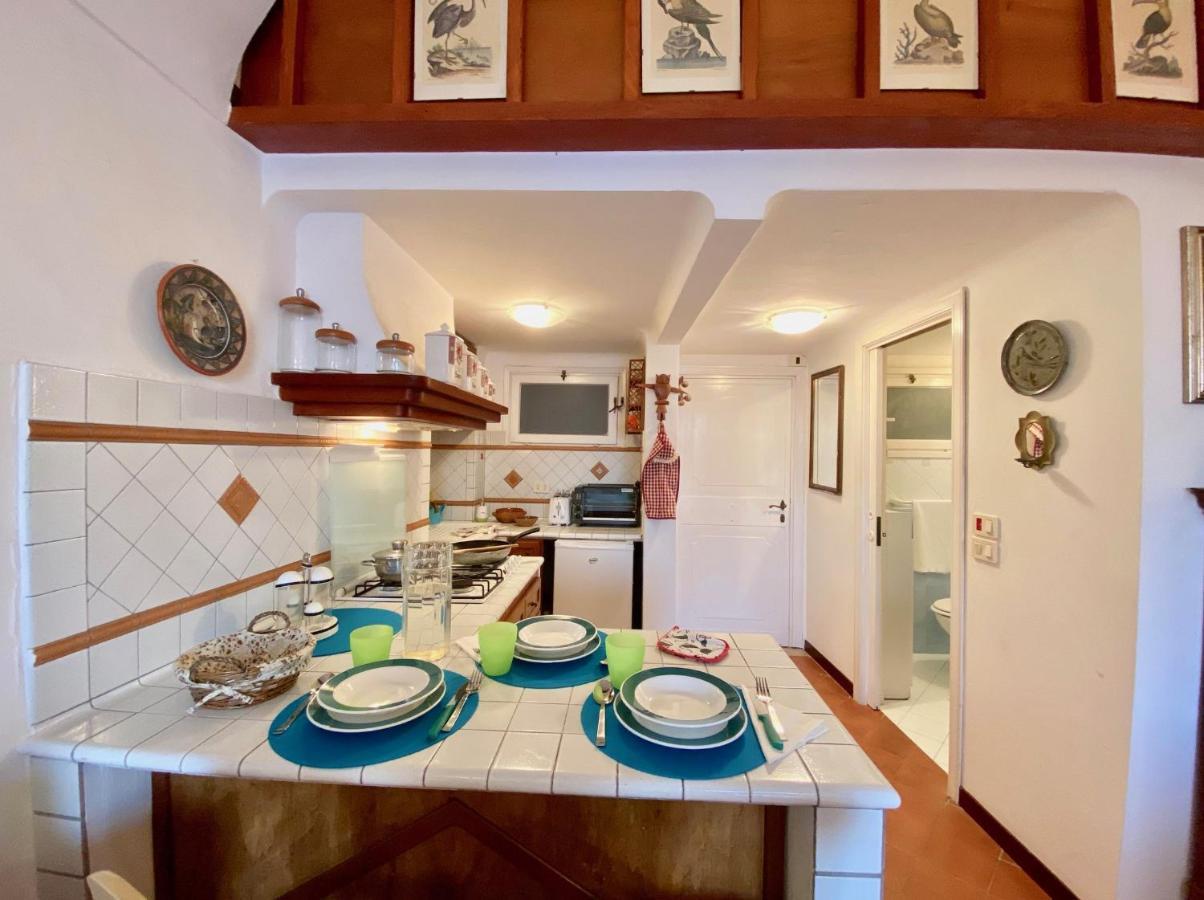 Holidaycasa Romano - Vacanza Nel Cuore Di Sperlonga Bagian luar foto