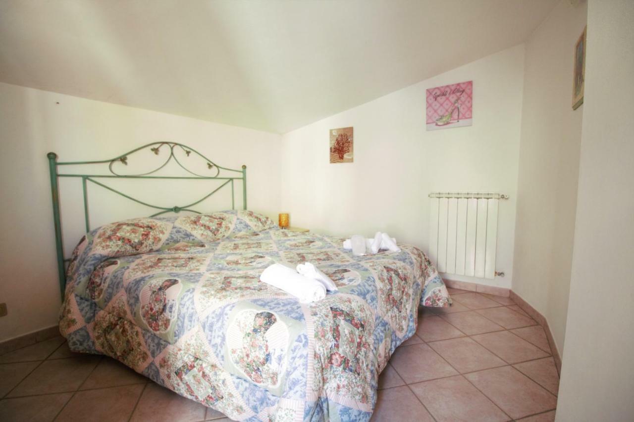 Holidaycasa Romano - Vacanza Nel Cuore Di Sperlonga Bagian luar foto